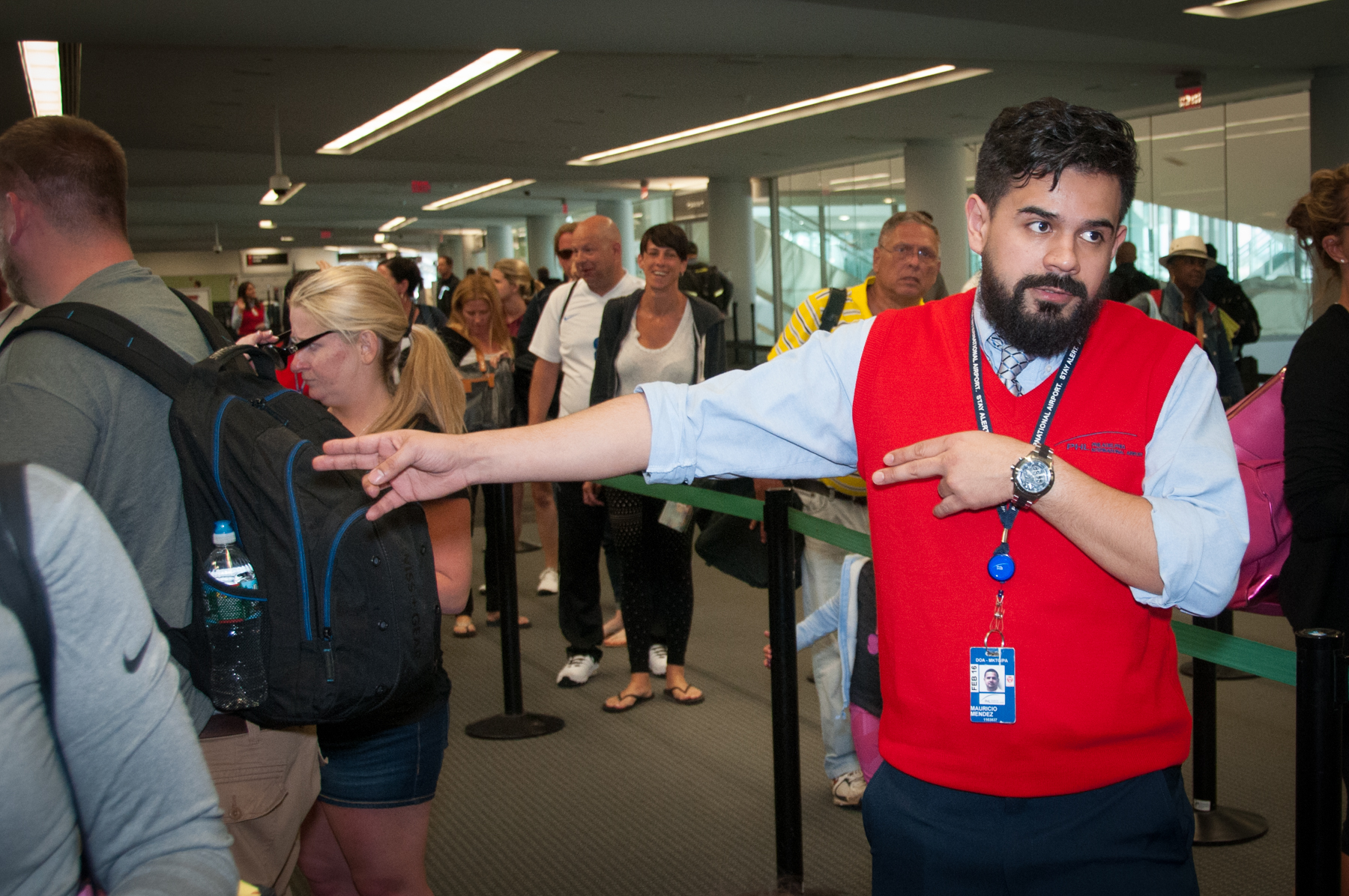 bilingual receptionist in uniform