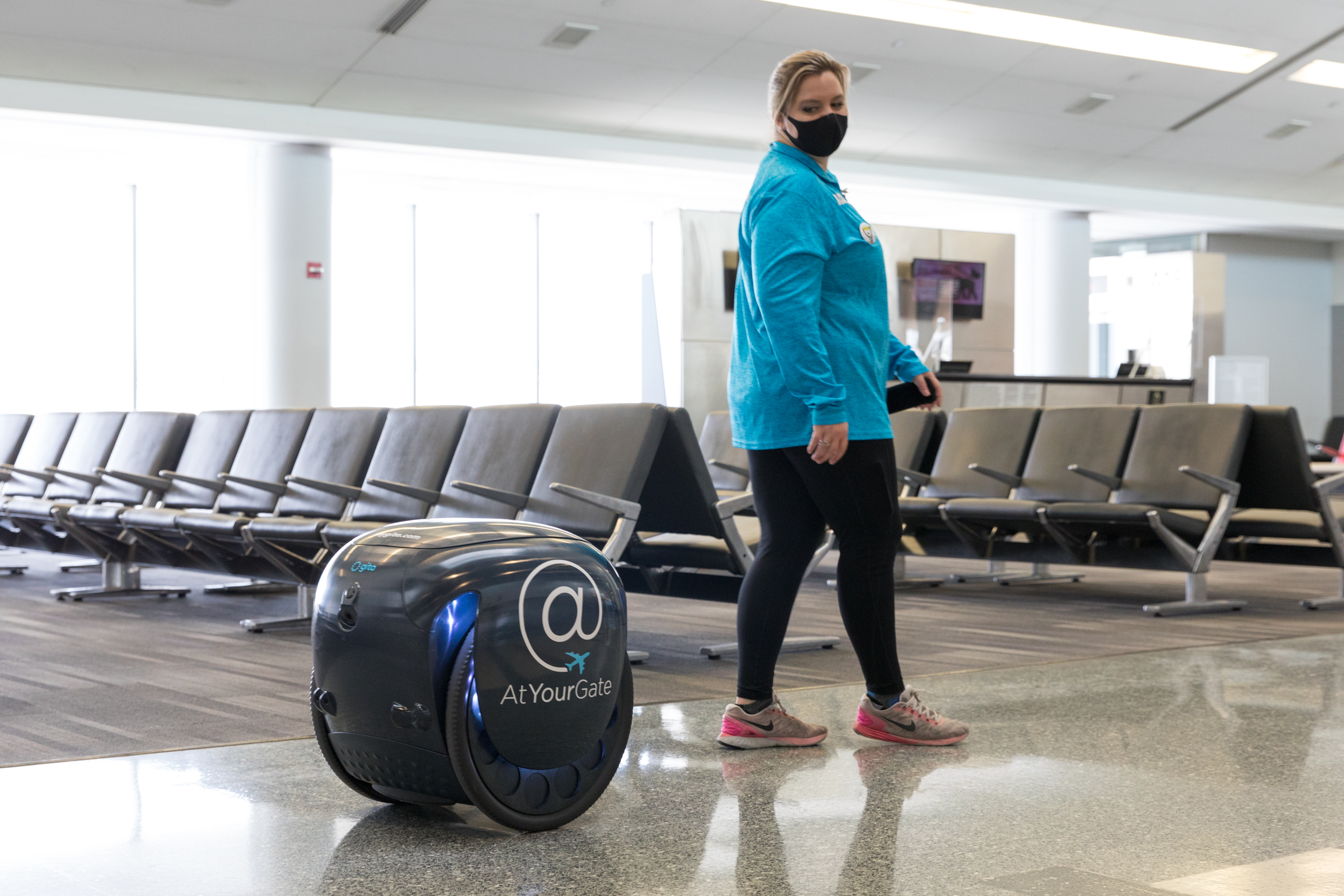 OrderAtPHL delivery robot