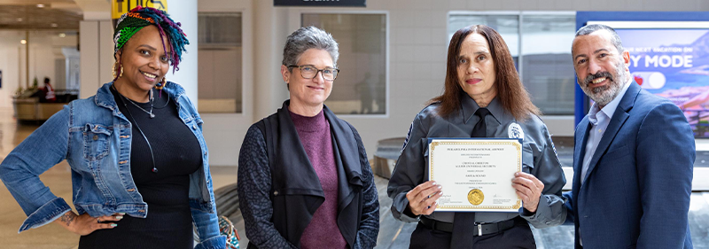 Crystal holding certificate